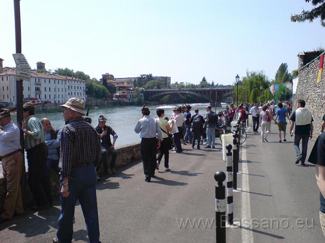 Adunata Alpini BAssano 2008 MK-331.JPG